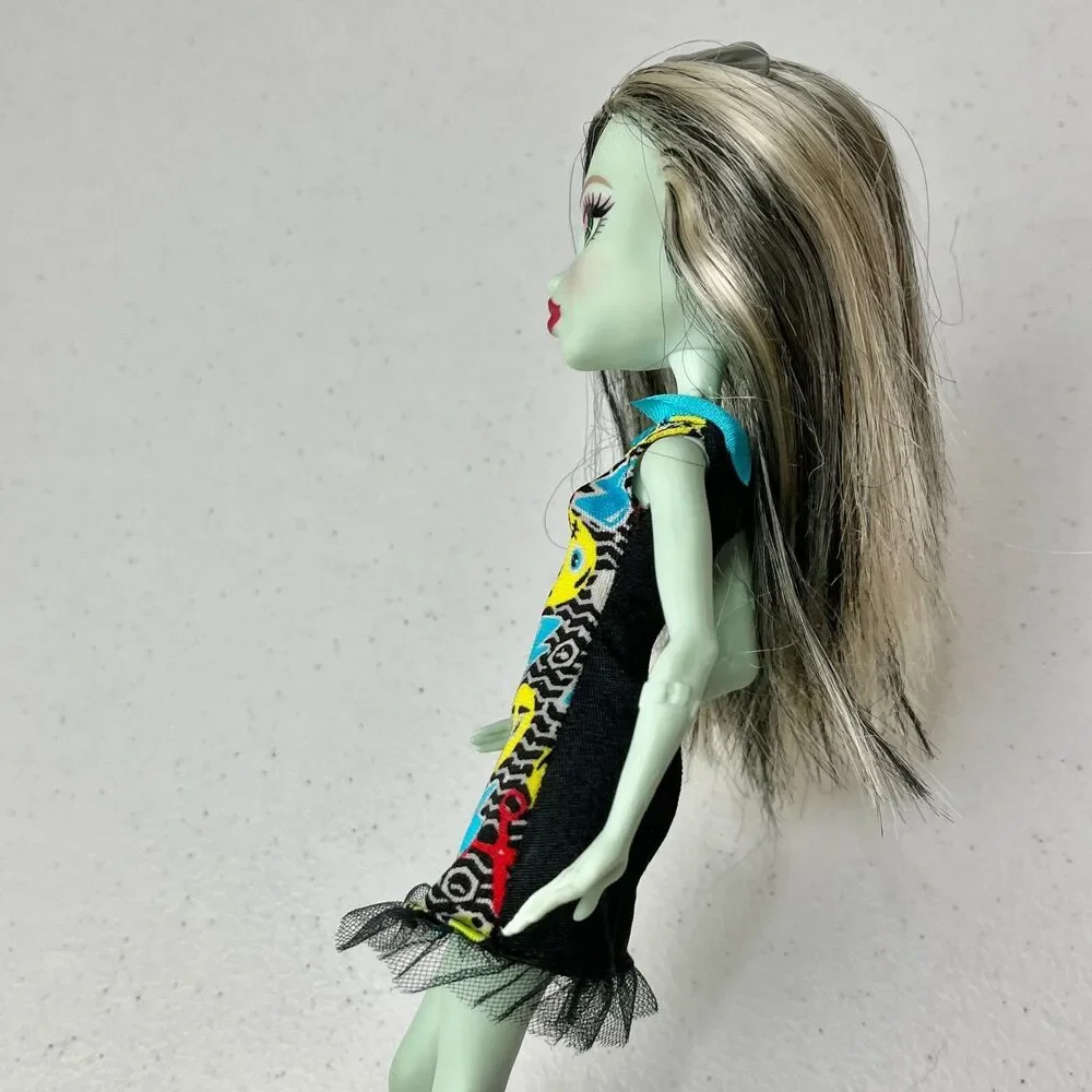 Monster High Emoji Frankie Stein Doll Boots Dress Sunglasses Mattel 2016 DVH19